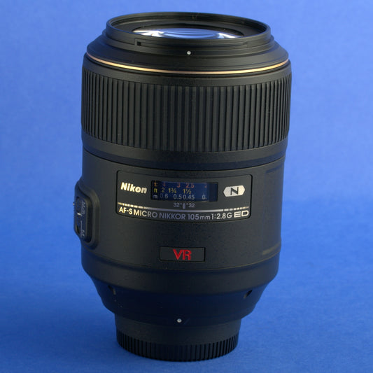 Nikon AF-S Nikkor 105mm 2.8 VR Lens US Model *** READ ***