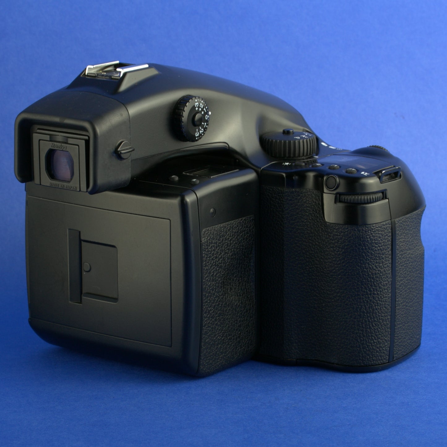 Mamiya 645 AFD Medium Format Camera Kit Film Tested Beautiful Condition