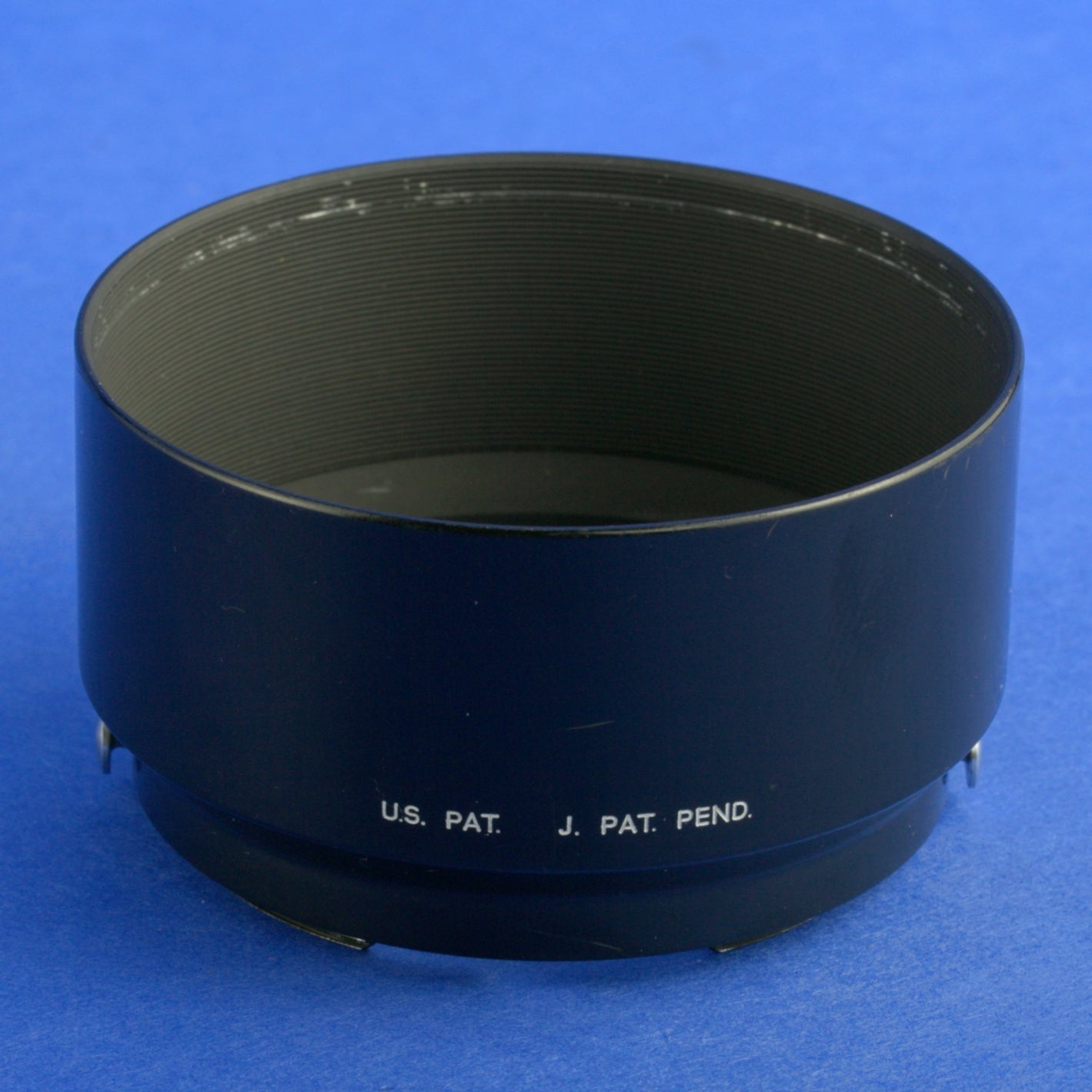 Nikon Nikkor-P 105mm 2.5 Rangefinder Lens with Hood Case Caps Near Mint