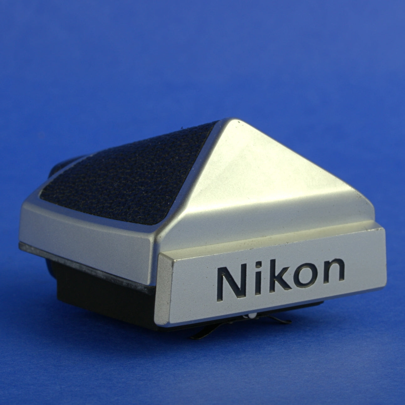 Nikon DE-1 Eye Level Finder for F2 Cameras Near Mint Condition