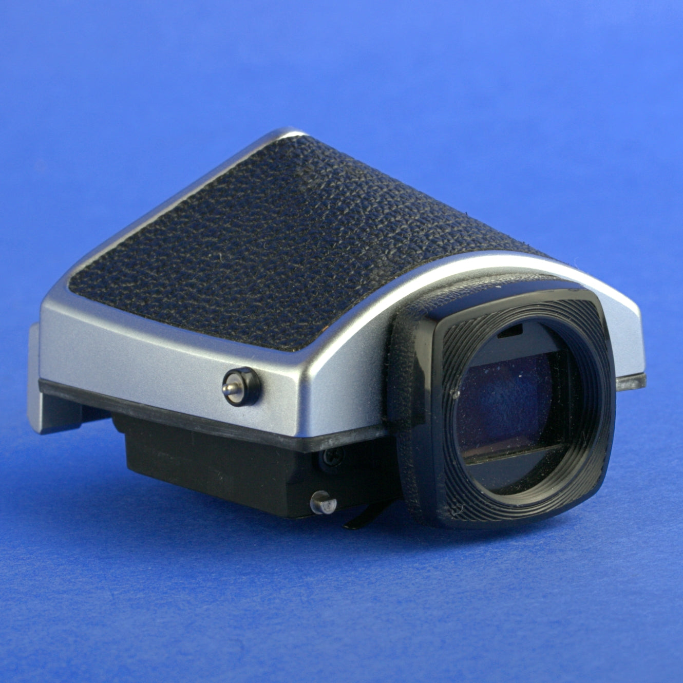 Nikon DE-1 Eye Level Finder for F2 Cameras Near Mint Condition