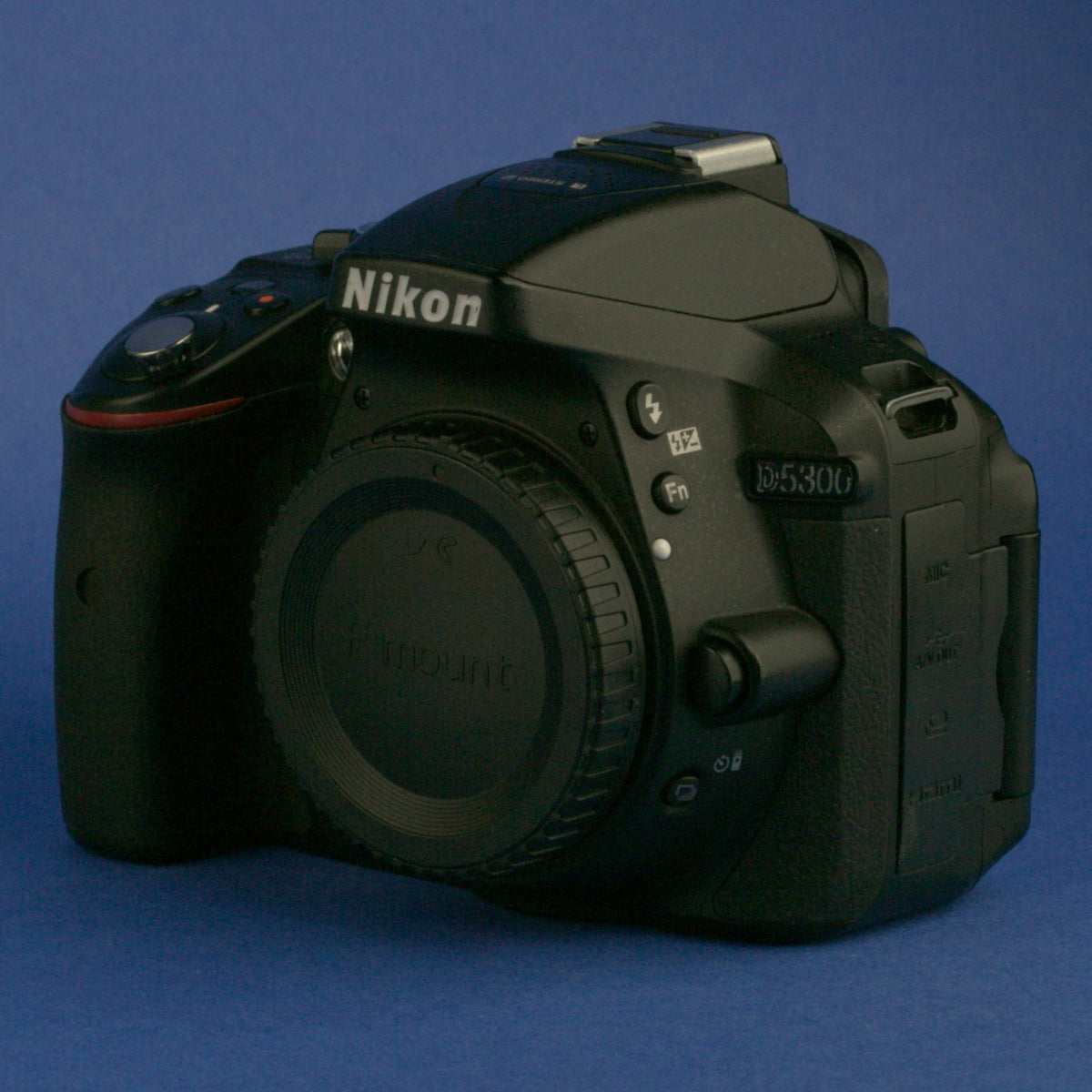 Nikon D5300 Digital Camera Body Only US Model Mint Condition