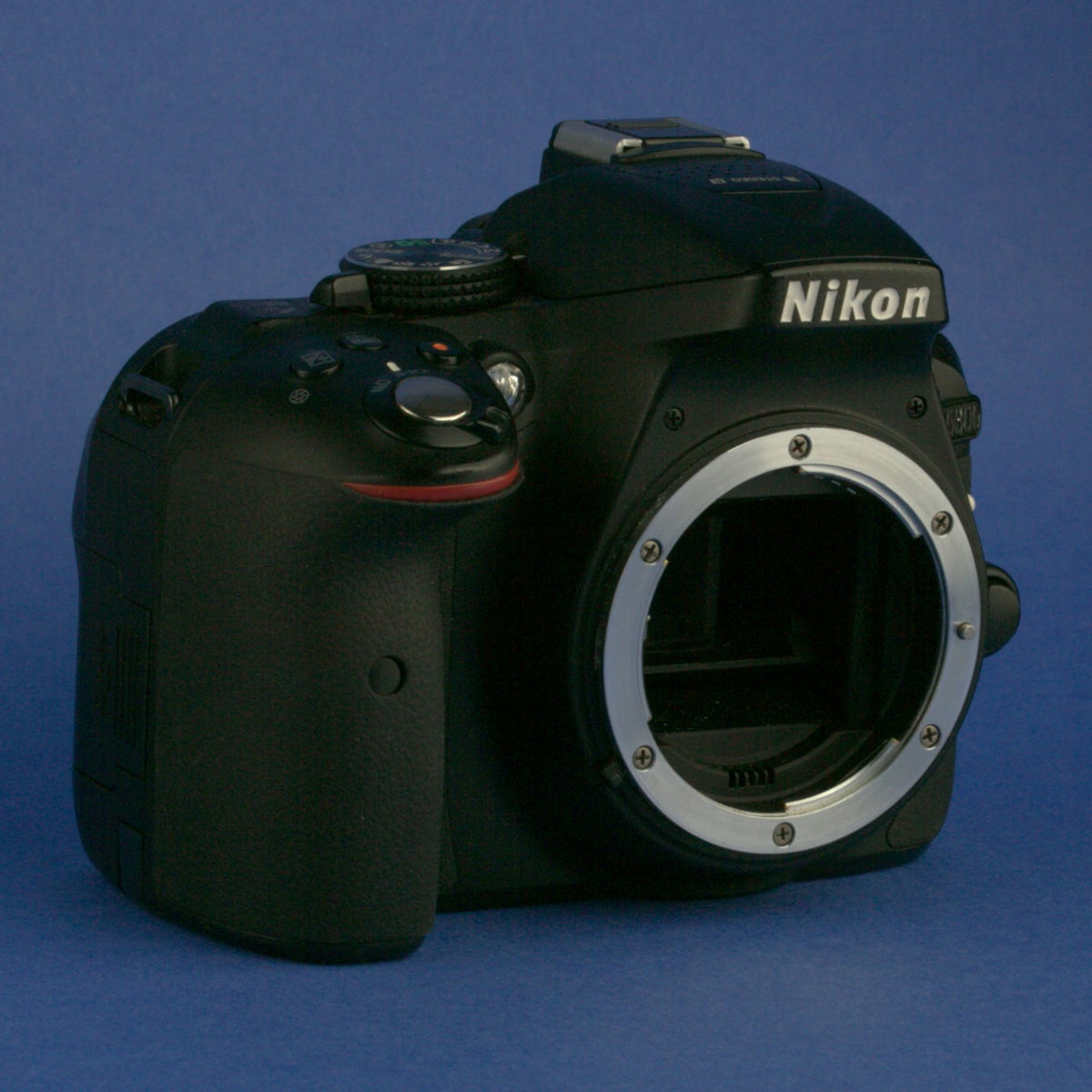 Nikon D5300 Digital Camera Body Only US Model Mint Condition