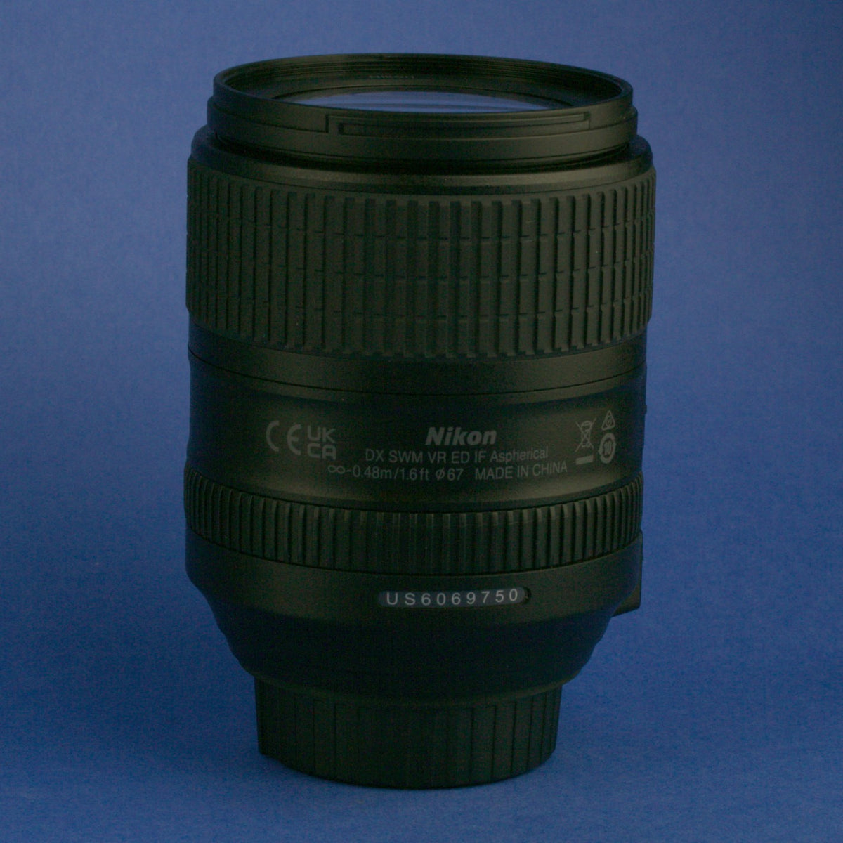 Nikon AF-S Nikkor 18-300mm 3.5-6.3 VR Lens US Model Mint Condition