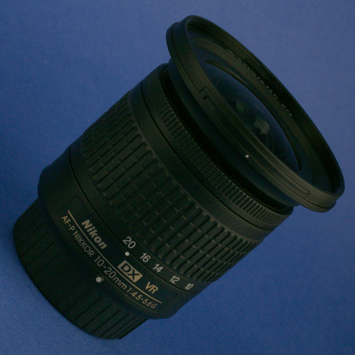 Nikon AF-P Nikkor 10-20mm 4.5-5.6 VR Lens Mint Condition