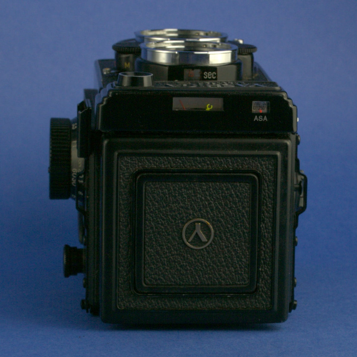 Yashica Mat-124G Medium Format Camera