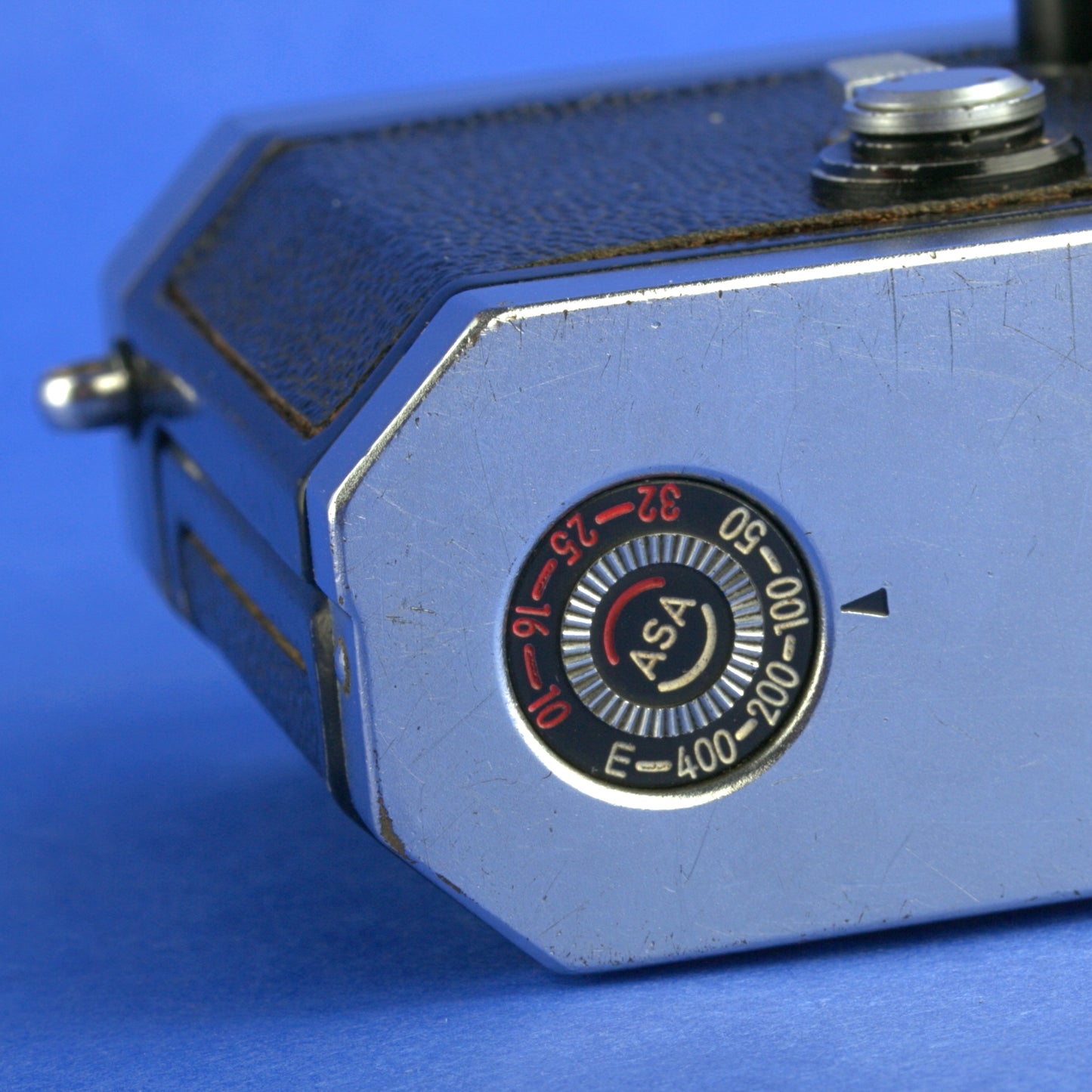 Nikon F Early Camera Body 6403660 with Type 1 Finder Triangular Pins