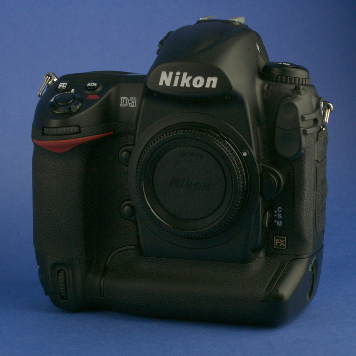 Nikon D3 Digital Camera Body 13000 Actuations Near Mint Condition
