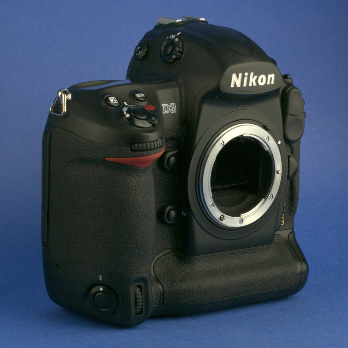 Nikon D3 Digital Camera Body 13000 Actuations Near Mint Condition