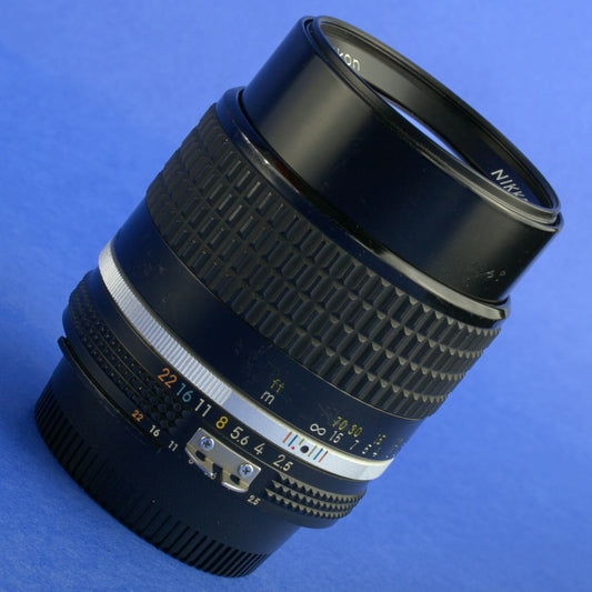 Nikon Nikkor 105mm 2.5 Ai-S Lens