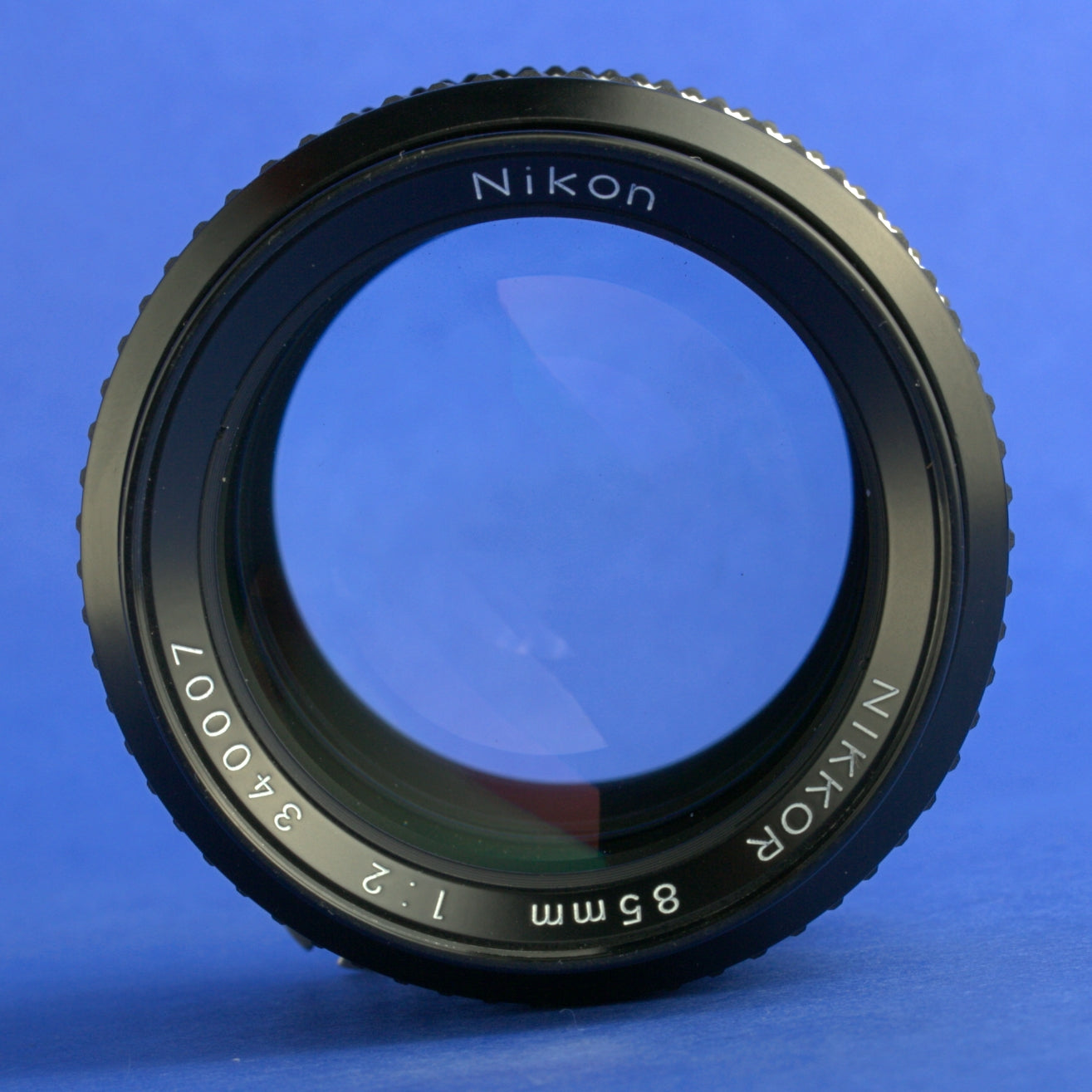 Nikon Nikkor 85mm F2 Ai-S Lens Works Only Wide Open