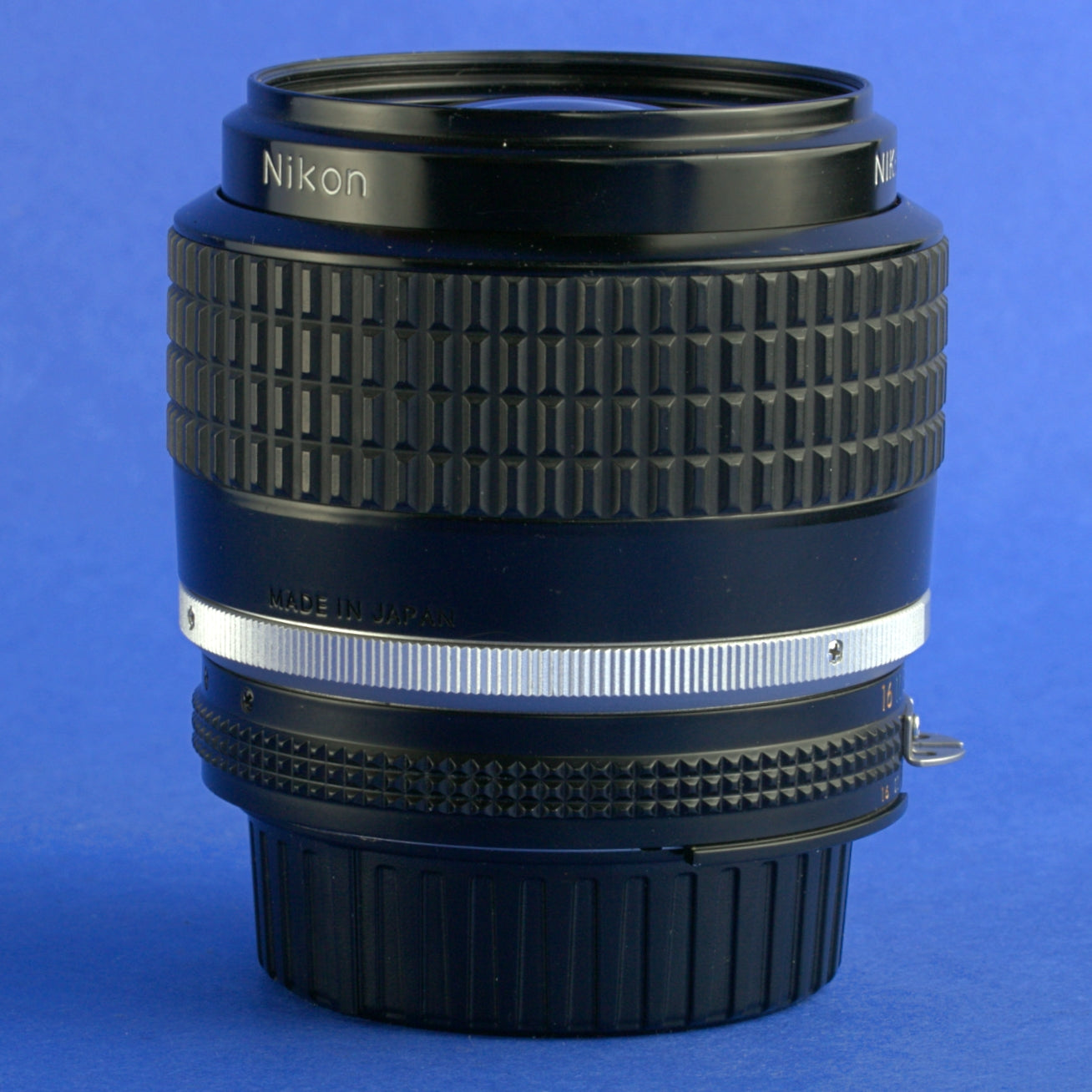 Nikon Nikkor 35mm 1.4 Ai-S Lens Beautiful Condition