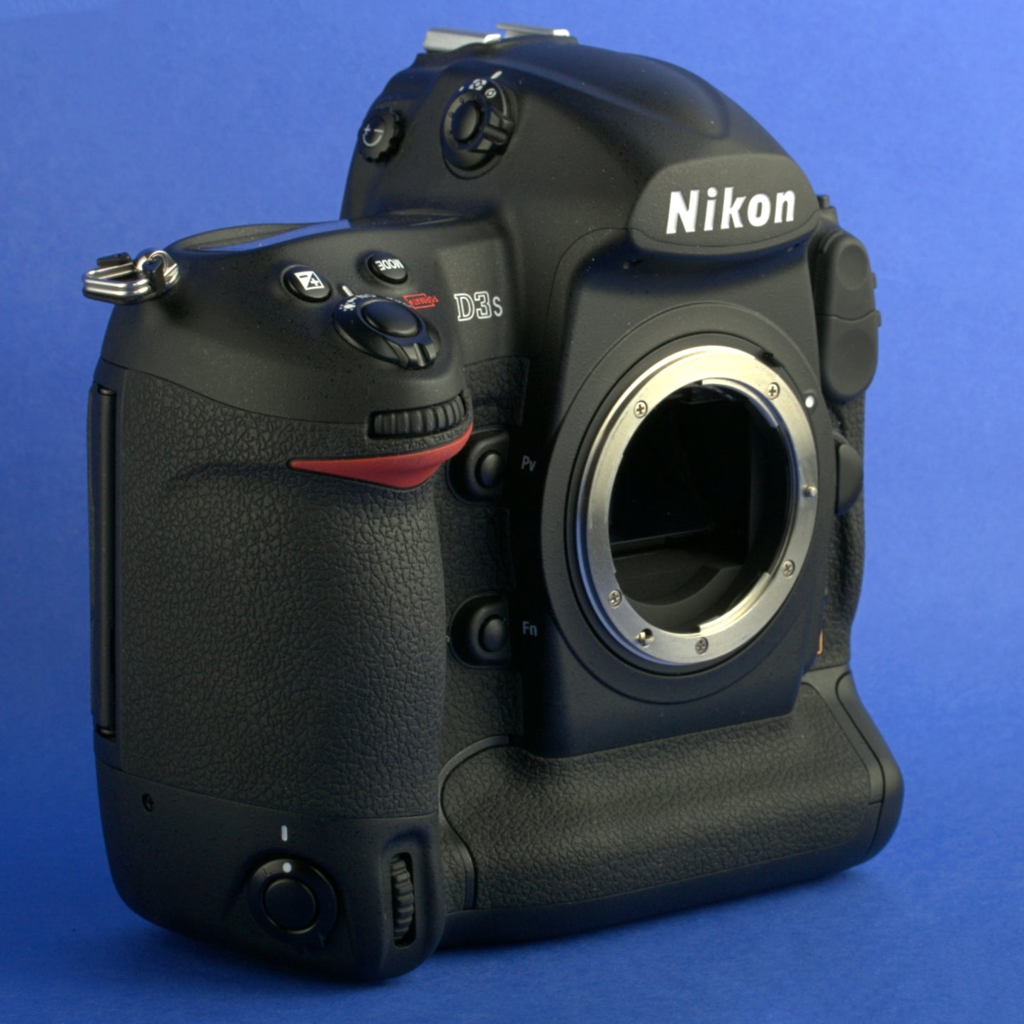 Nikon D3S Digital Camera Body 5200 Actuations US Model Near Mint Condition