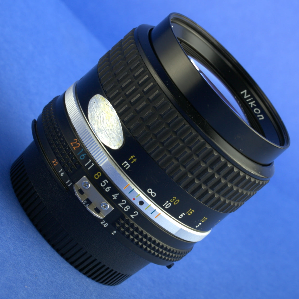 Nikon Nikkor 85mm F2 Ai-S Lens Beautiful Condition