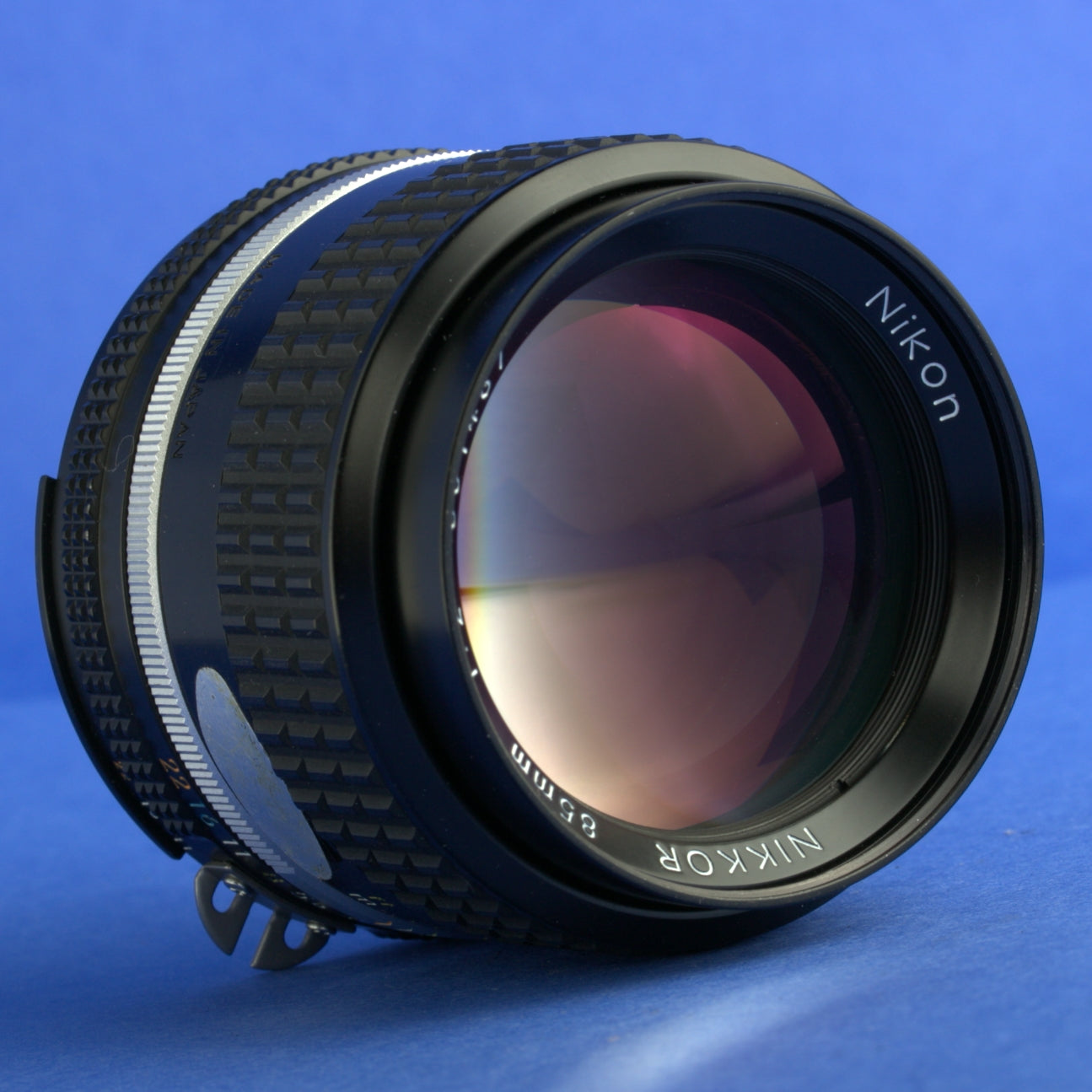 Nikon Nikkor 85mm F2 Ai-S Lens Beautiful Condition