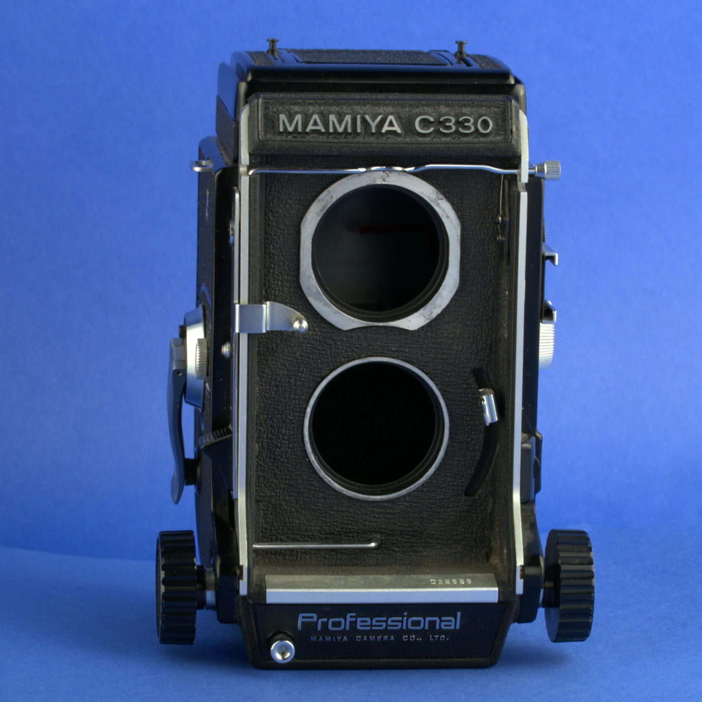 Mamiya C330 Film Camera Body with Waist Level Finder