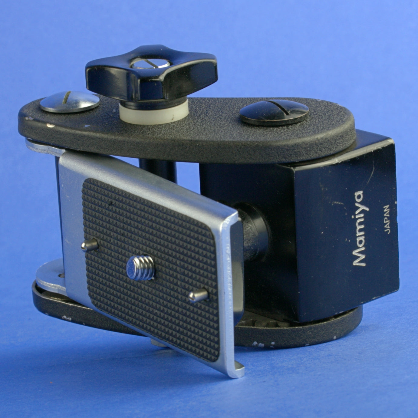 Mamiya Revolving Tripod Adapter For Mamiya M645, 1000S Cameras