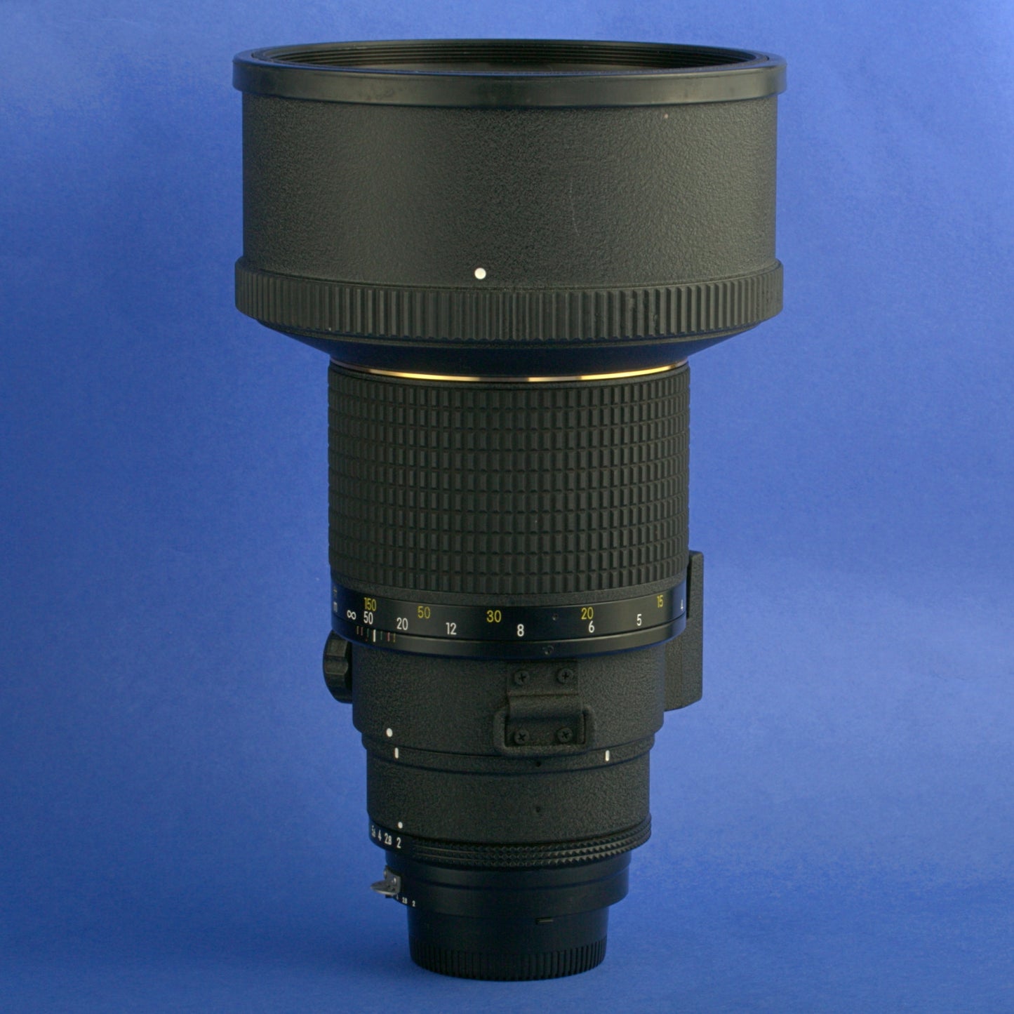 Nikon Nikkor ED 200mm F2 AI Lens Near Mint Condition
