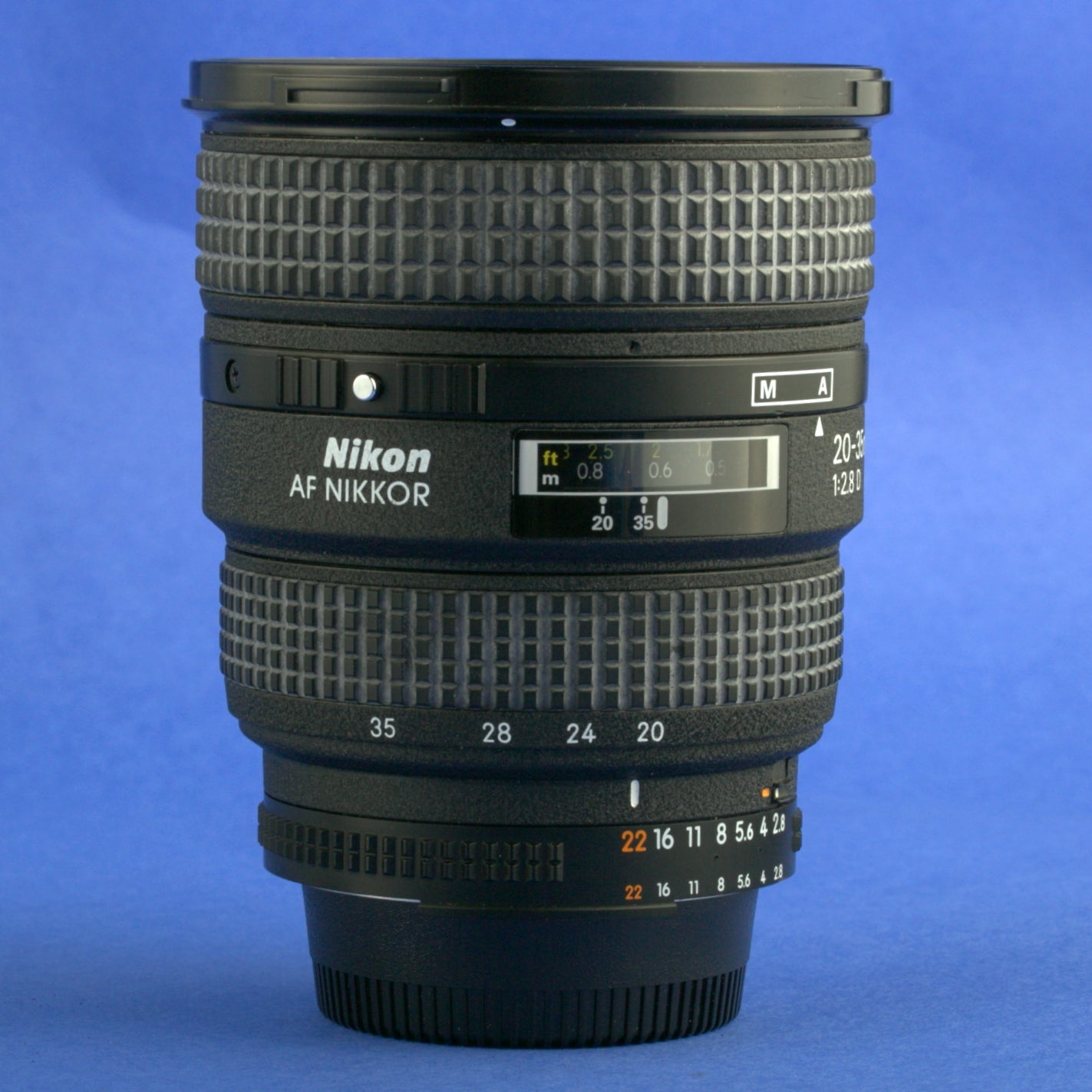 Nikon AF Nikkor 20-35mm 2.8 D Lens