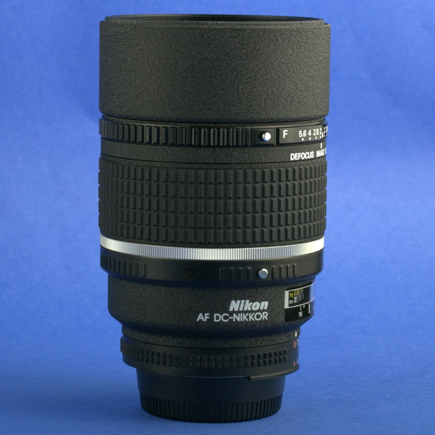 Nikon AF DC-Nikkor 135mm F2 D Lens Mint Condition