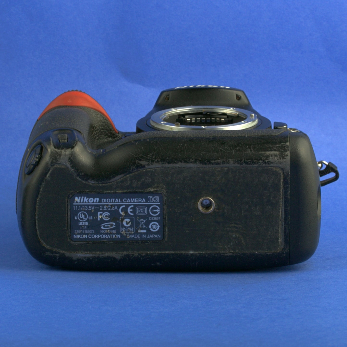 Nikon D3 Digital Camera Body US Model *** READ ***
