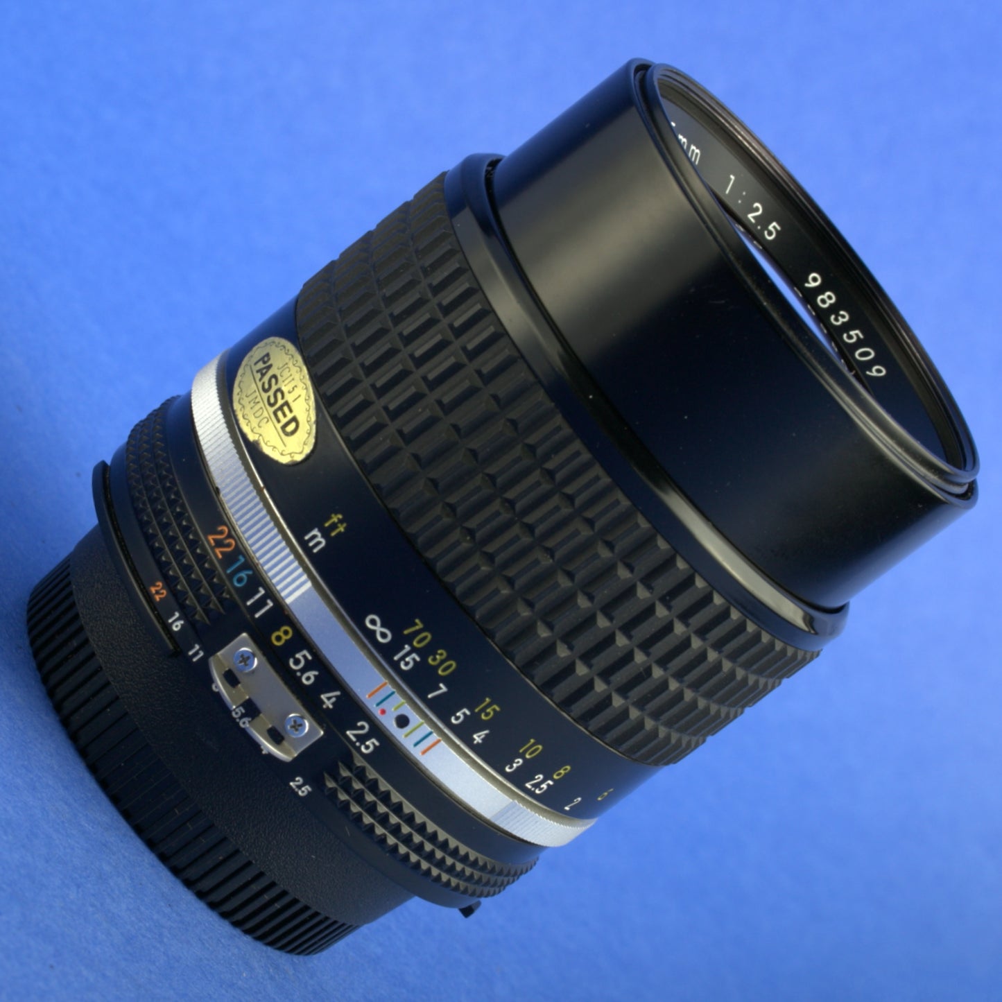 Nikon Nikkor 105mm 2.5 Ai-S Lens