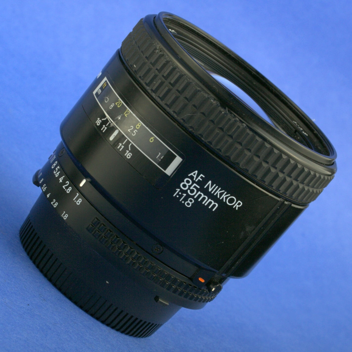 Nikon AF Nikkor 85mm 1.8 Lens