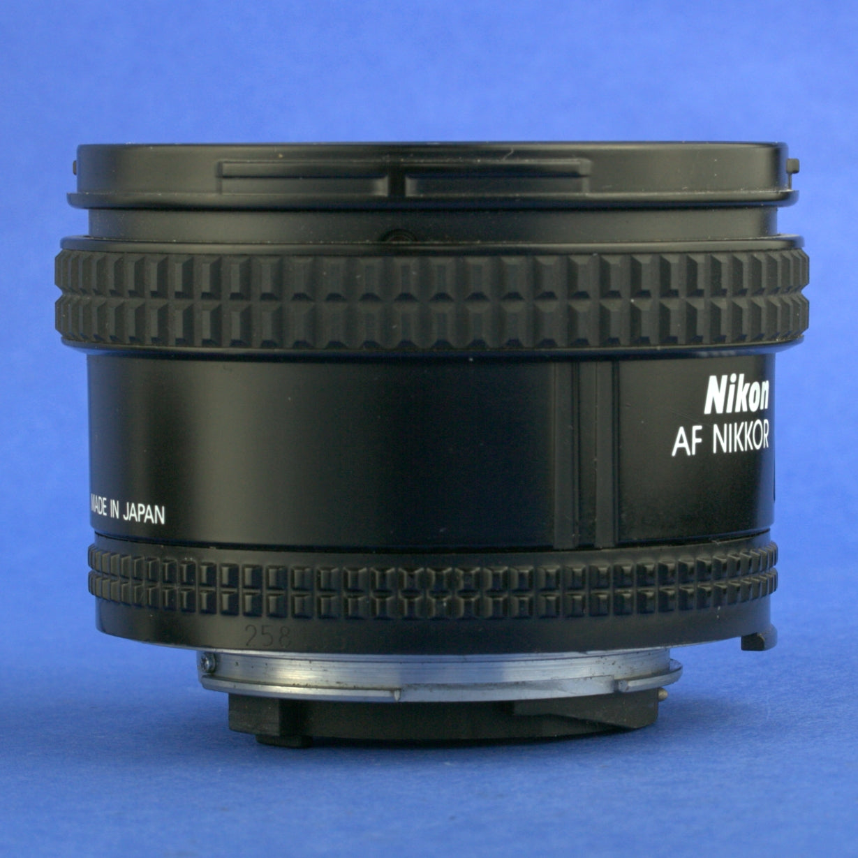 Nikon AF Nikkor 20mm 2.8 Lens Only Works Wide Open