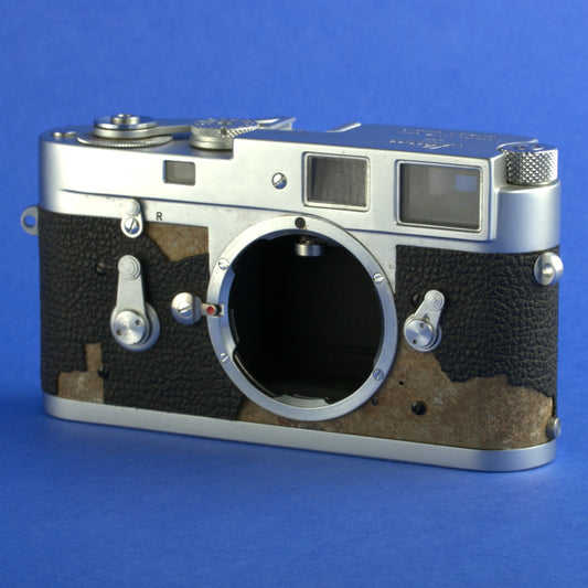 Leica M2 Rangefinder Camera Body