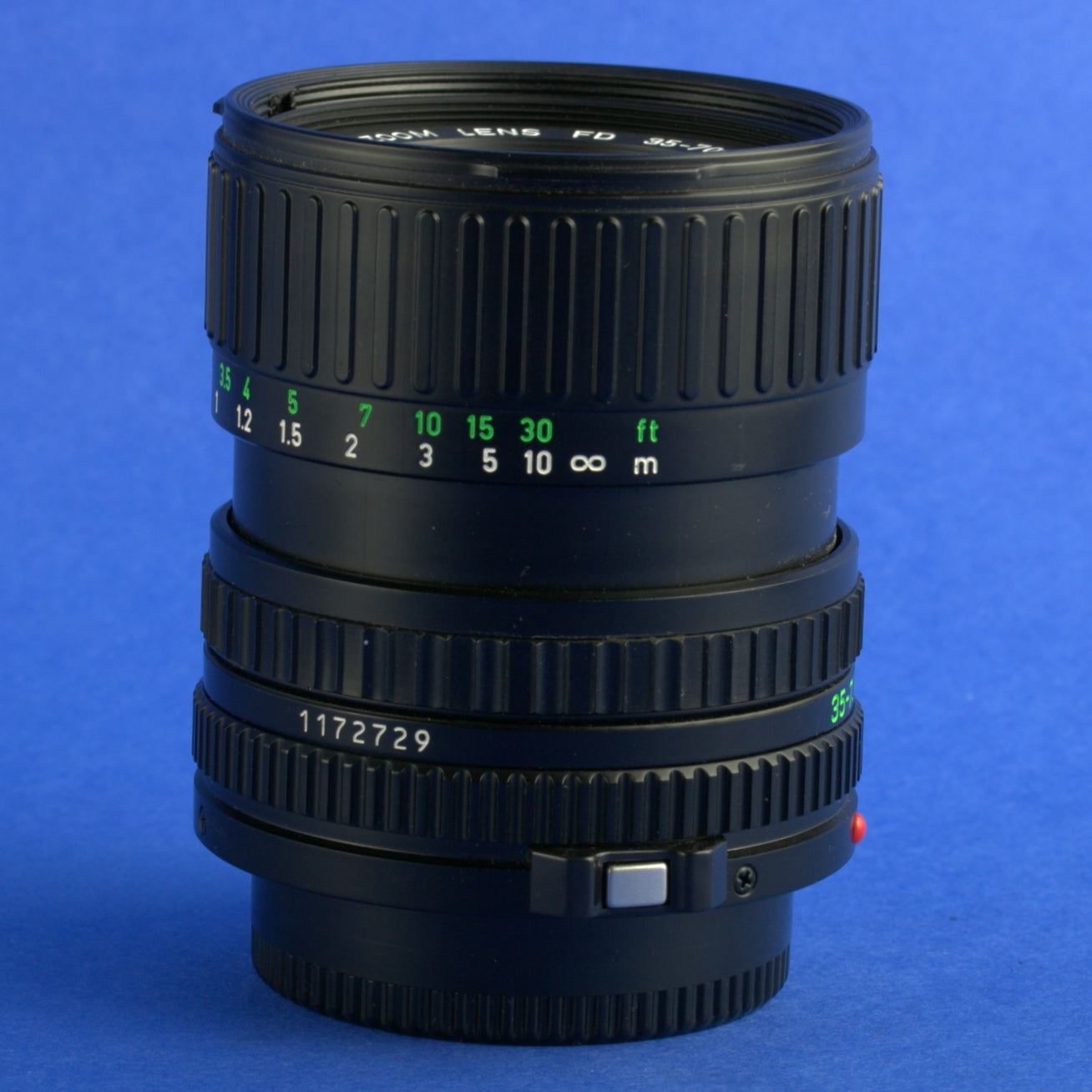 Canon FD 35-70mm 3.5-4.5 Macro Lens Beautiful Condition