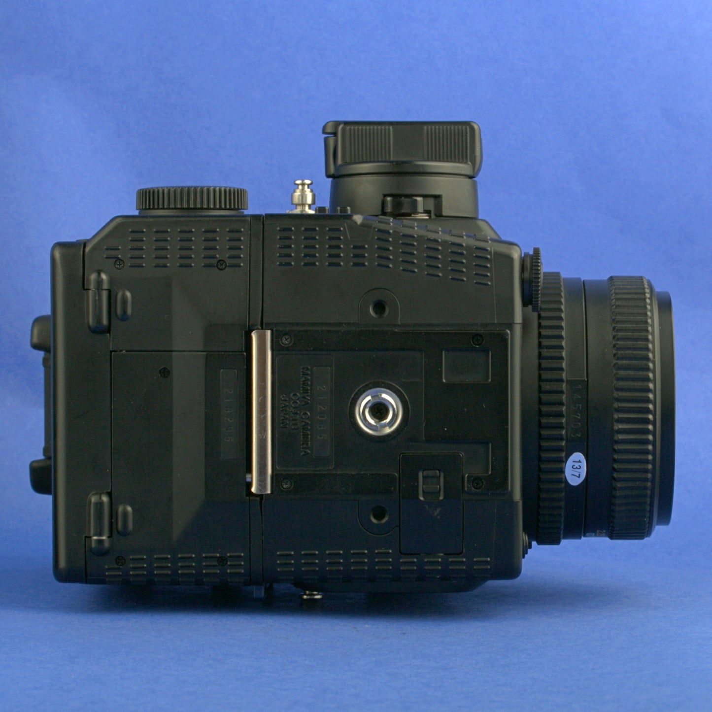 Mamiya M645 Super Medium Format Camera Kit Near Mint Condition