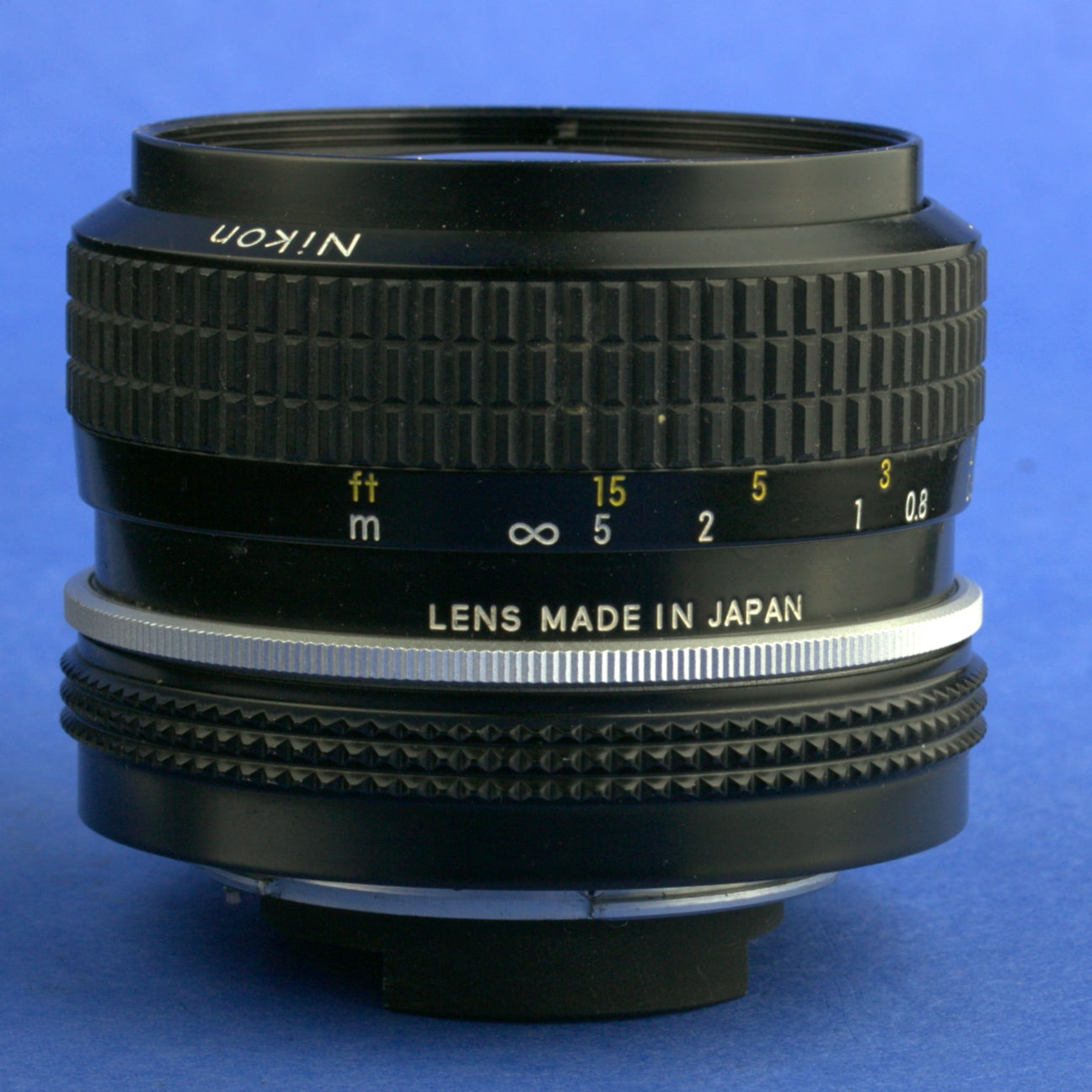 Late Nikon Nikkor 28mm 3.5 Non-Ai Lens Rubber Focus