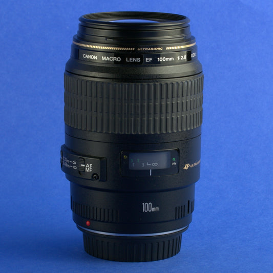 Canon EF 100mm 2.8 USM Macro Lens