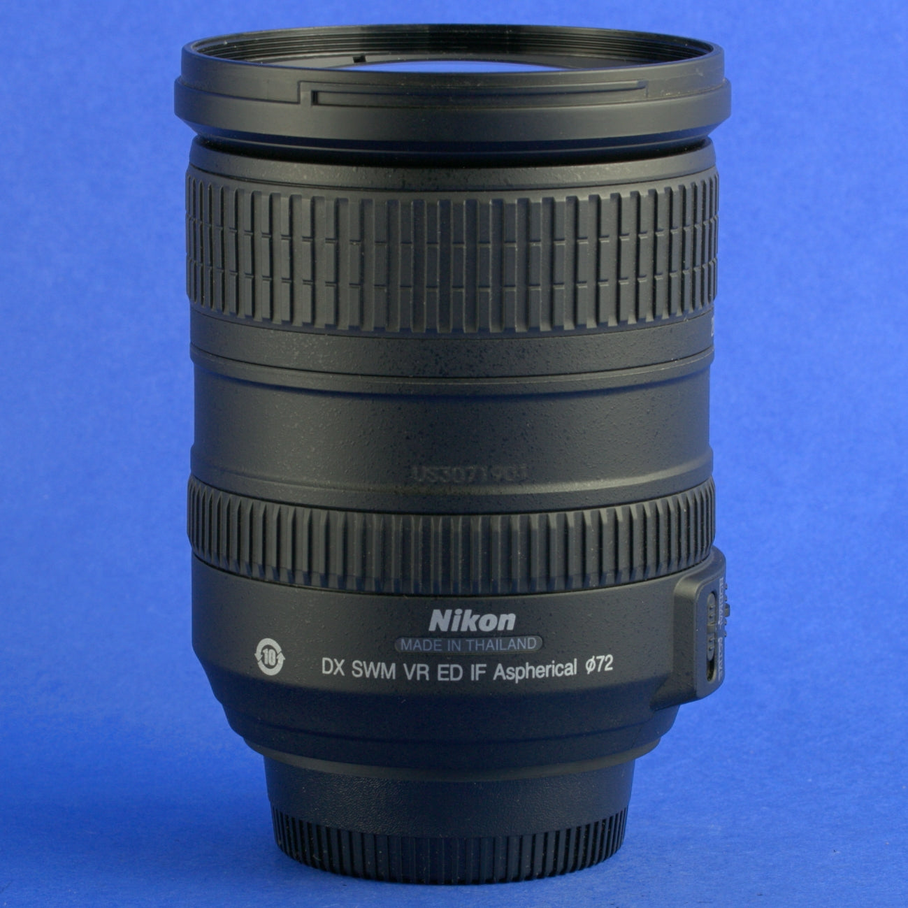 Nikon AF-S Nikkor 18-200mm 3.5-5.6 VR Lens US Model Near Mint Condition