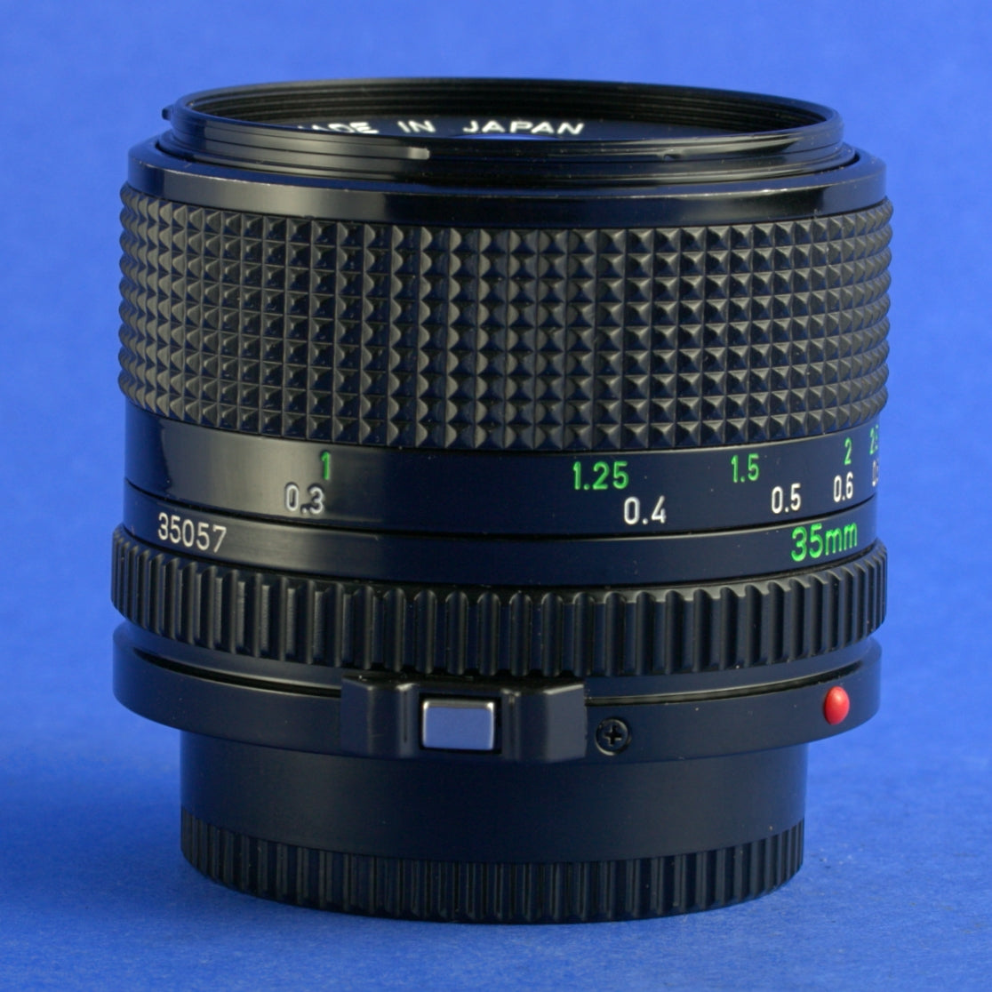 Canon FD 35mm F2 Lens Near Mint Condition