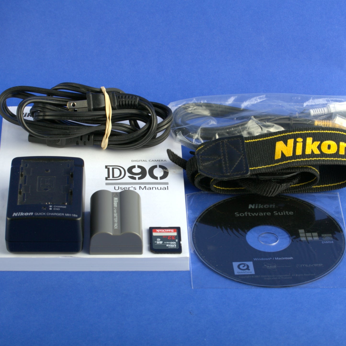 Nikon D90 Digital Camera Body US Model Mint Condition