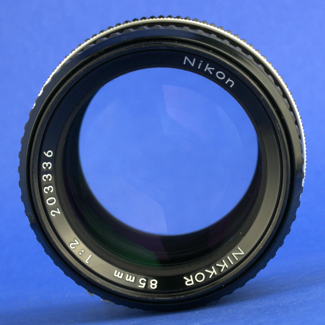 Nikon Nikkor 85mm F2 Ai Lens