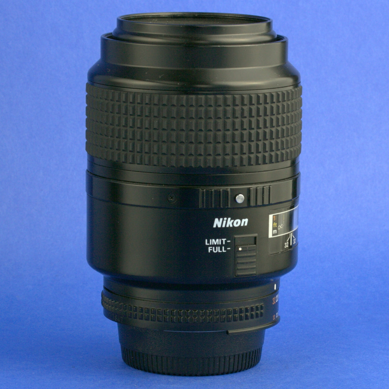Nikon AF Micro Nikkor 105mm 2.8 Lens Beautiful Condition