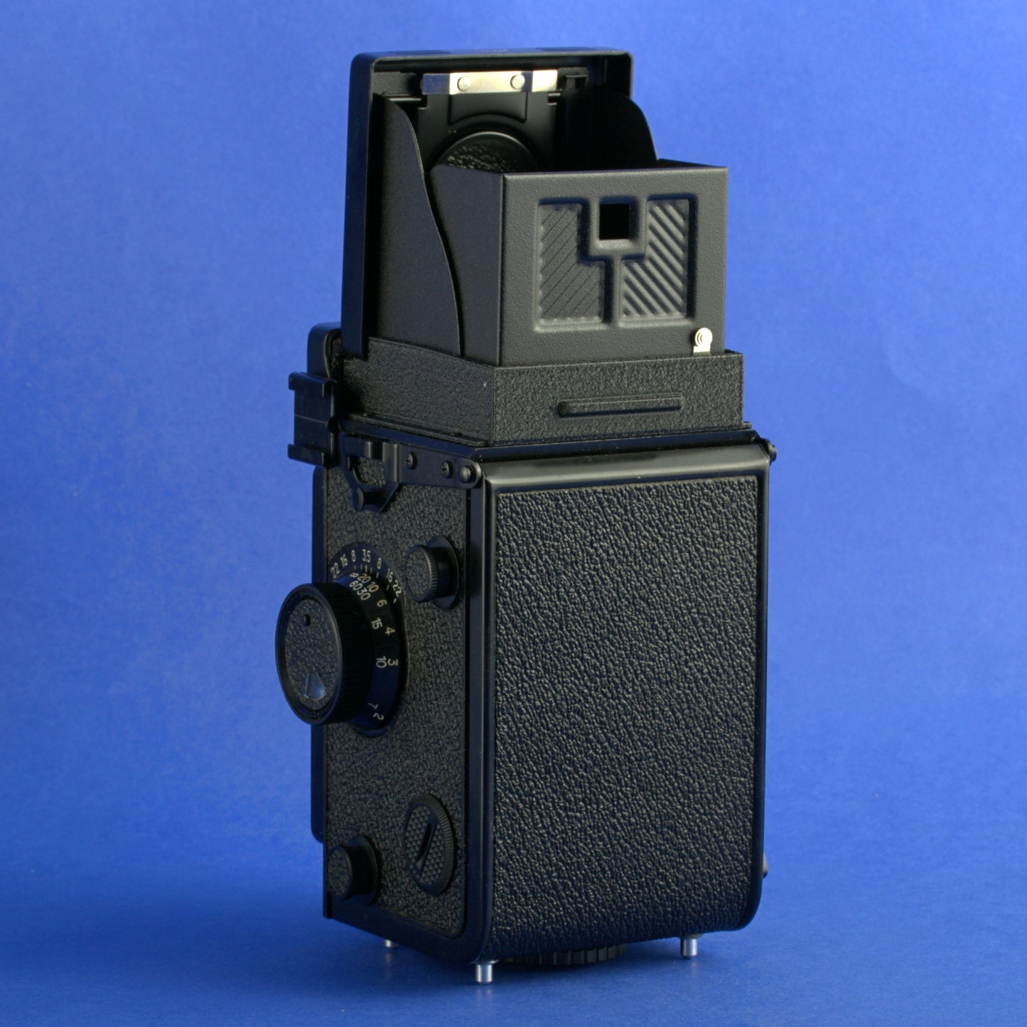 Yashica Mat-124G Medium Format Camera Not Working