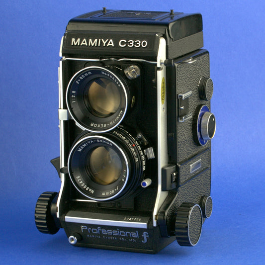 Mamiya C330 F Medium Format Camera with 80mm 2.8 Blue Dot Lens Beautiful