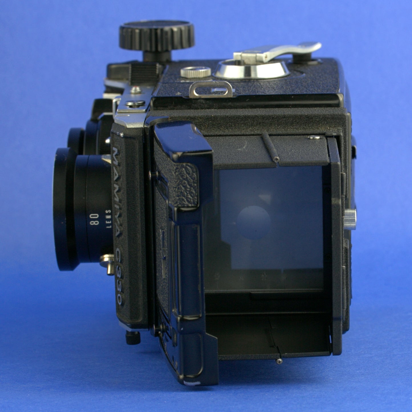 Mamiya C330 F Medium Format Camera with 80mm 2.8 Blue Dot Lens Beautiful