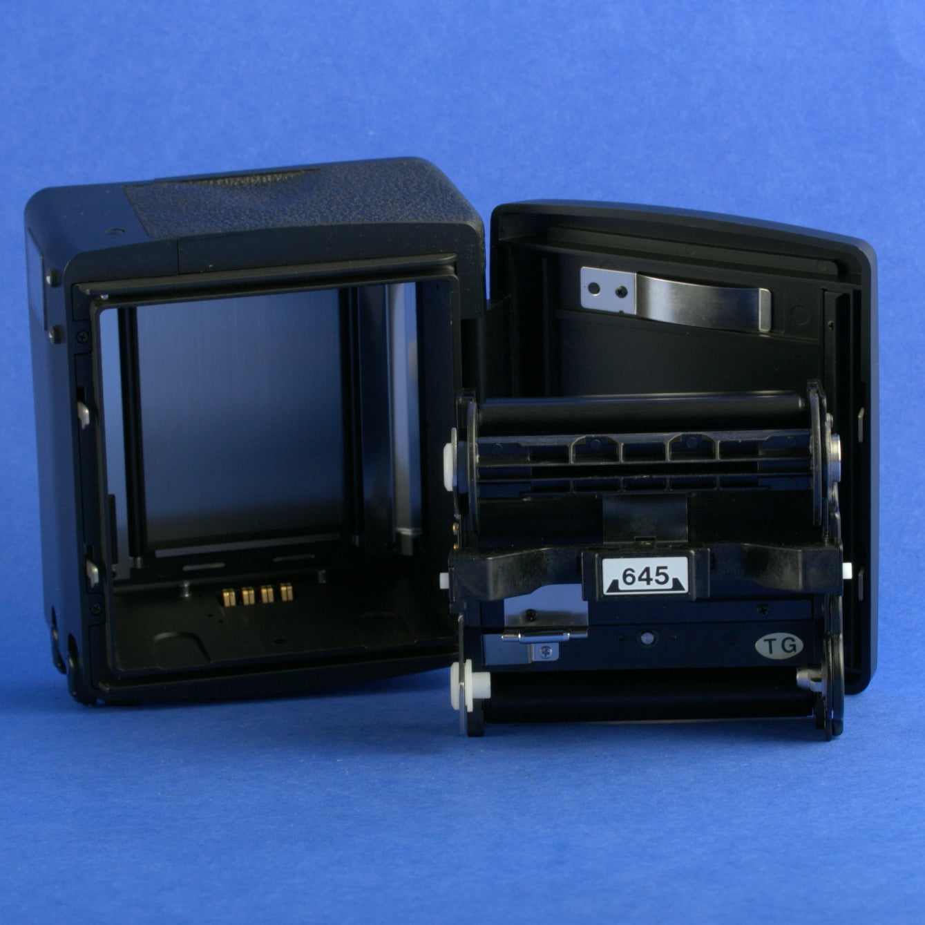 Mamiya 645 AFD II Medium Format Camera Kit Film Tested