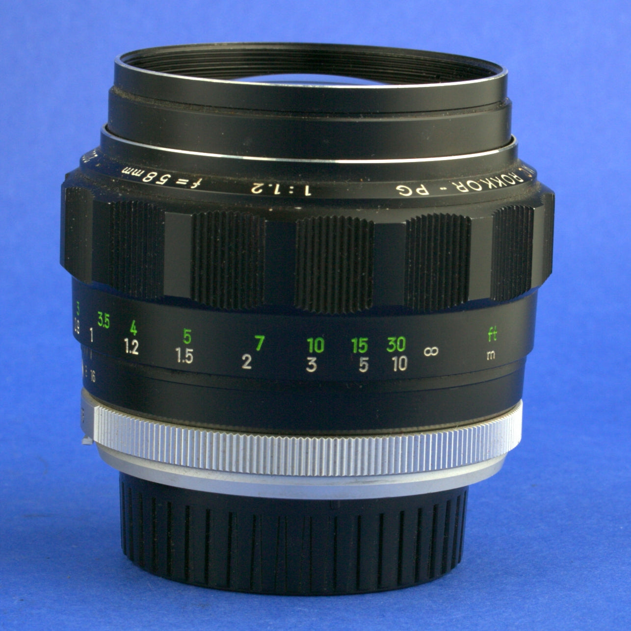 Minolta MC Rokkor-PG 58mm 1.2 Lens Works Only Wide Open