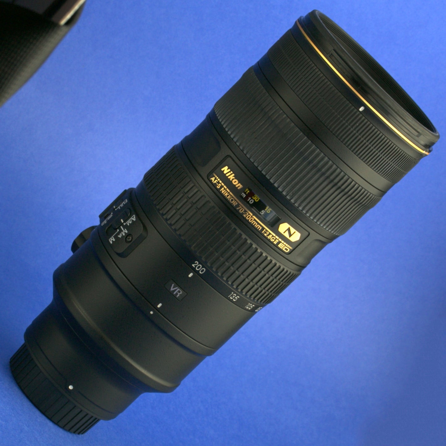 Nikon AF-S Nikkor 70-200mm 2.8 VR II Lens US Model