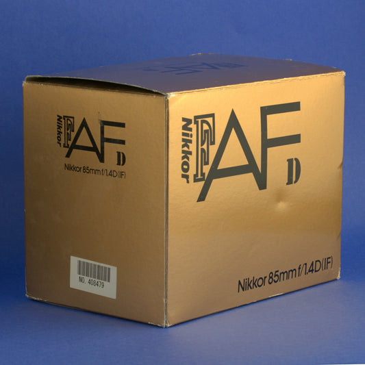 Nikon AF Nikkor 85mm 1.4 D Lens Mint Condition