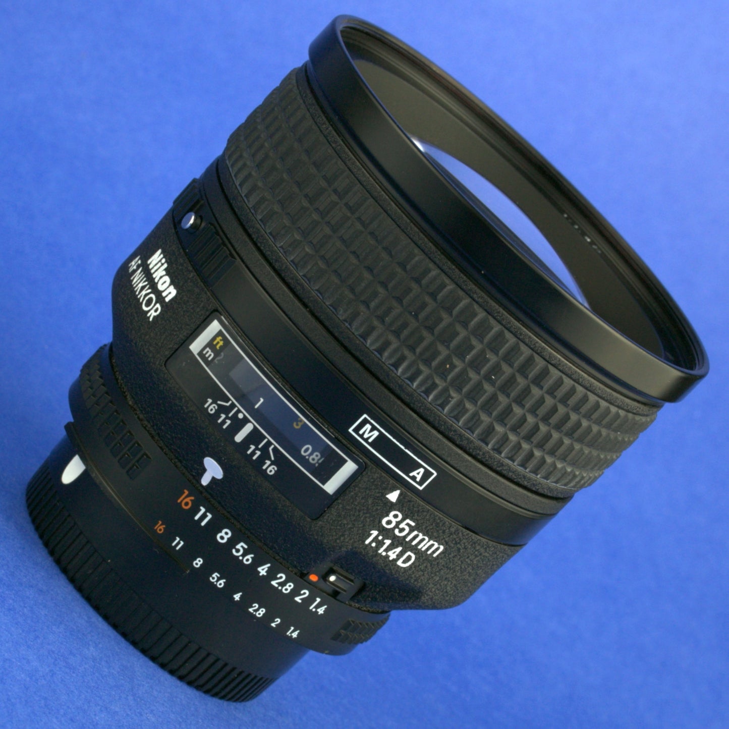 Nikon AF Nikkor 85mm 1.4 D Lens Mint Condition
