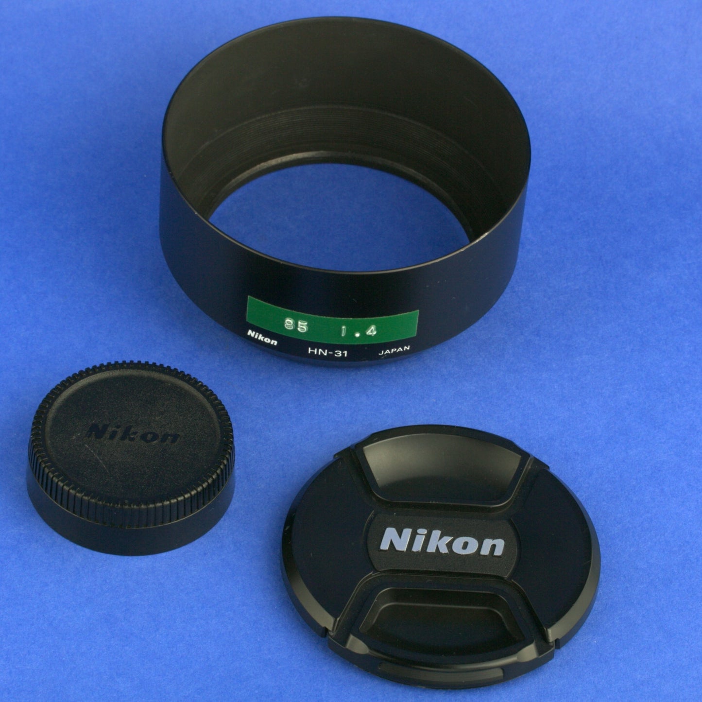 Nikon AF Nikkor 85mm 1.4 D Lens Mint Condition