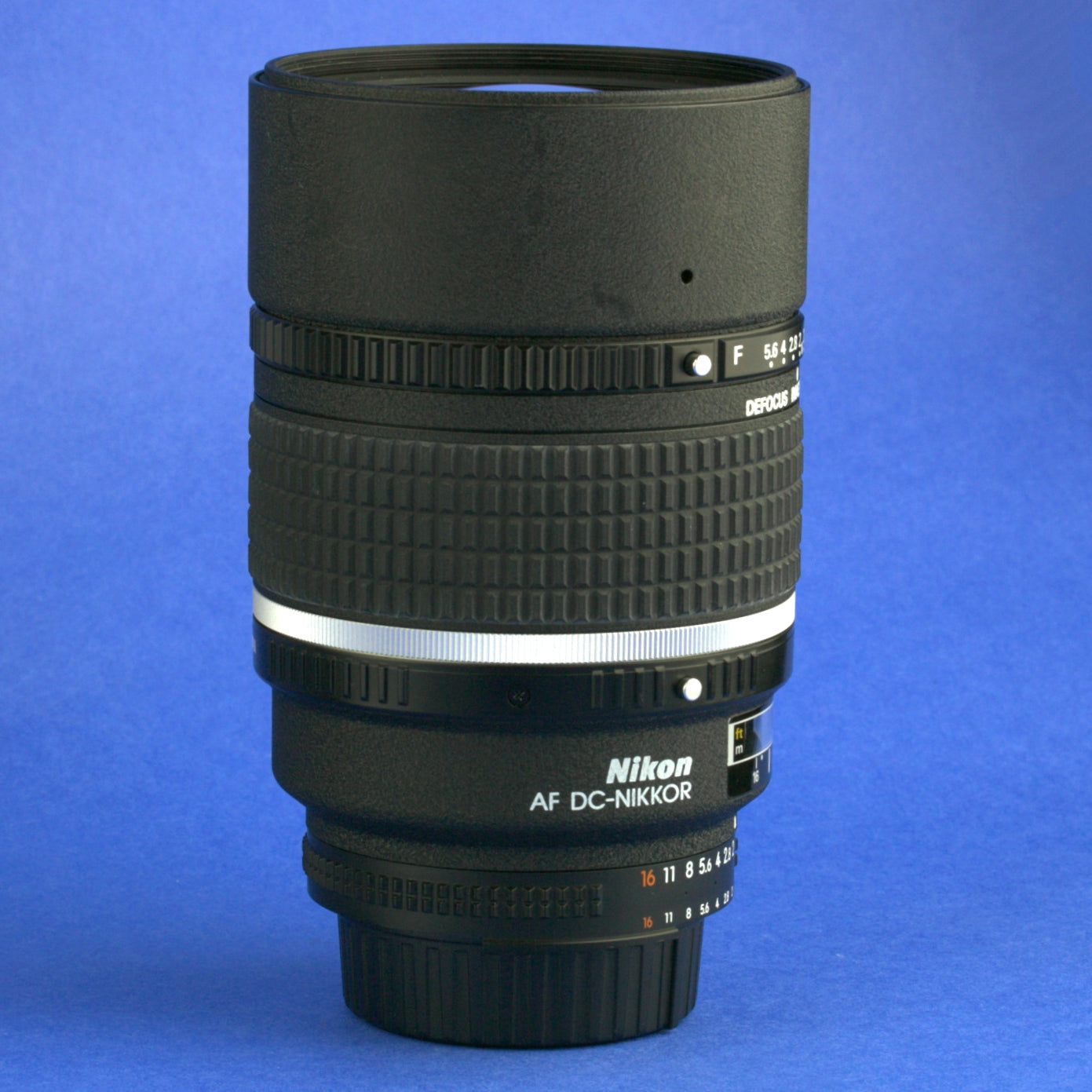 Nikon AF DC-Nikkor 135mm F2 D Lens US Model