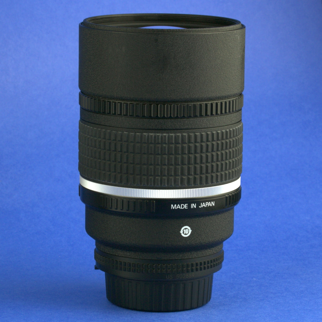 Nikon AF DC-Nikkor 135mm F2 D Lens US Model