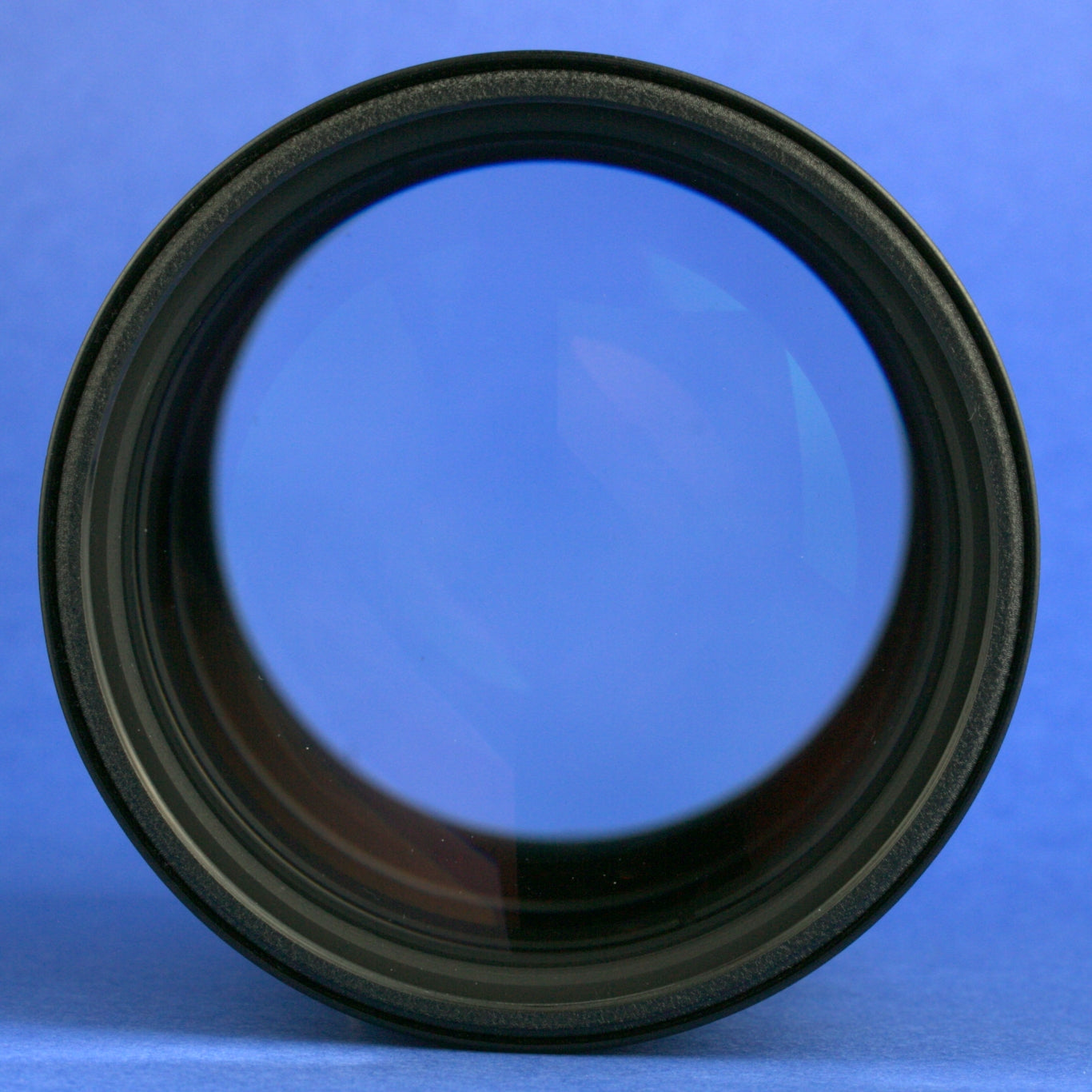 Nikon AF DC-Nikkor 135mm F2 D Lens US Model